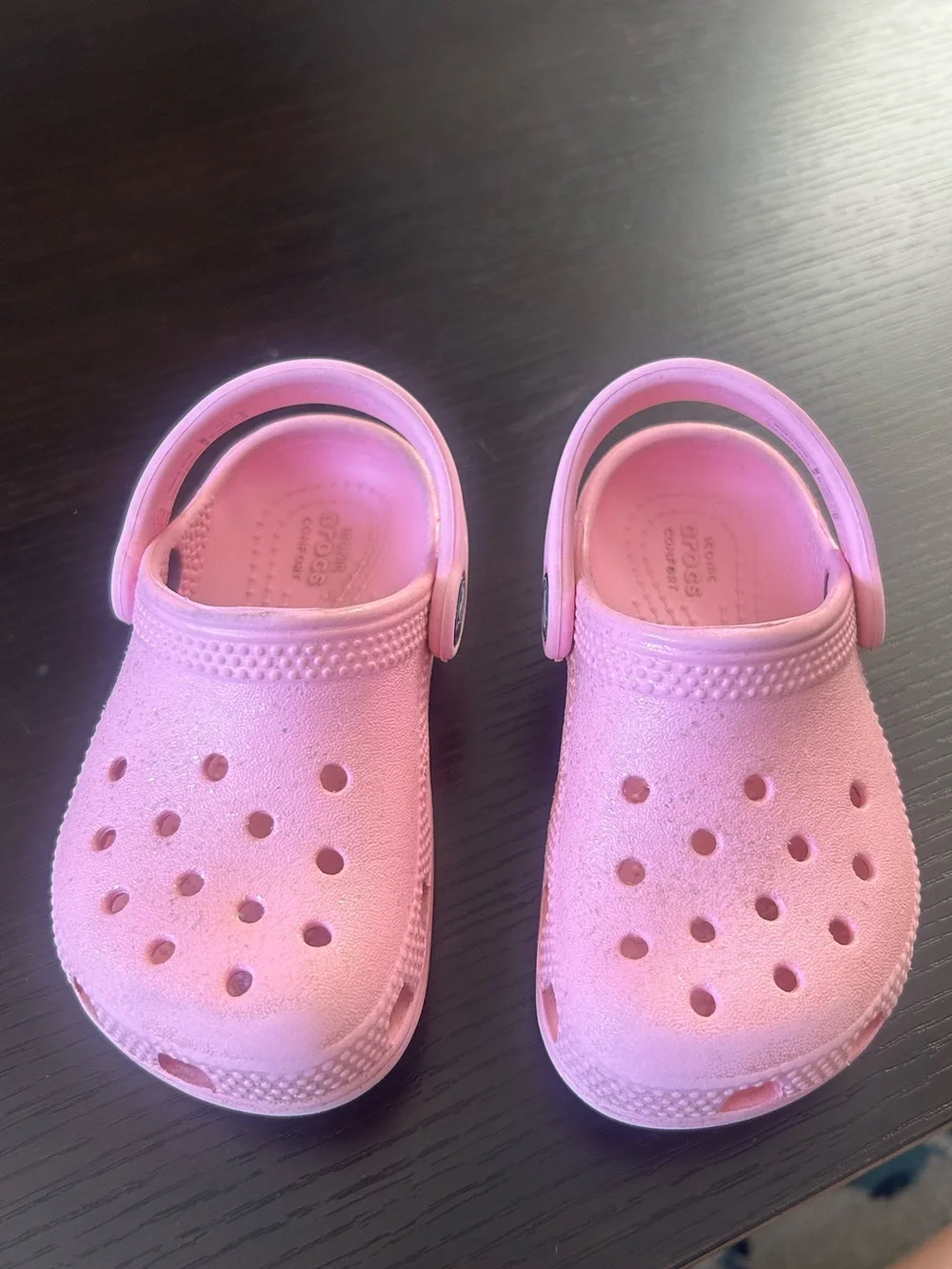 Crocs classic Kids Glitter Pink Clog Sandals with Heel Strap